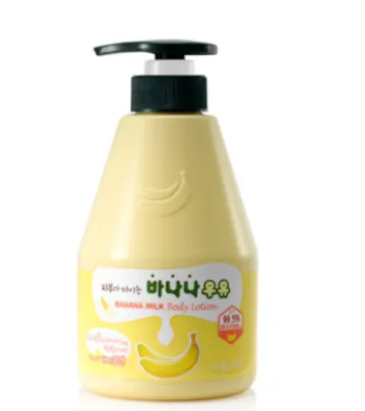 Welcos Banana Milk Body Lotion (Bananowe mleczko do ciała)