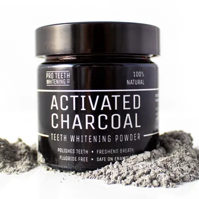 Pro Teeth Whitening Activated Charcoal Teeth Whitening Powder (Proszek wybielający do zębów z węglem aktywnym)