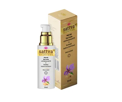 Sattva Ayurveda Pro-Age Day Cream With Kumkumadi Oil & Bakuchiol (Krem na dzień z olejkiem kumkumadi i bakuchiolem)