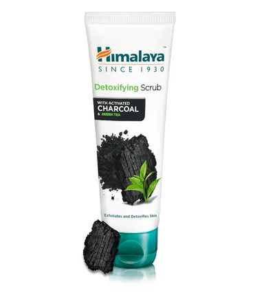 Himalaya Herbals Detoxifying Scrub Charcoal & Greent Tea (Detoksykacyjny peeling węglowy)