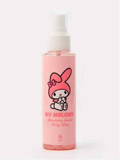 Sinsay My Melody., Strawberry Scented Body Mist (Mgiełka zapachowa do ciała o zapachu truskawki)