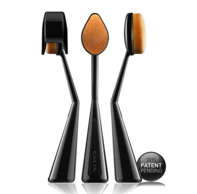 Cailyn O! Wow Brush (Szczotka do makijażu)
