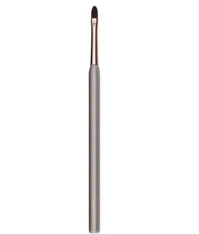 Delilah Lip Brush (Pędzelek do makijażu ust)