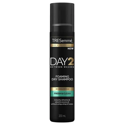 TRESemme Day2, Foaming Dry Shampoo Fresh & Clean (Sychy szampon w piance)