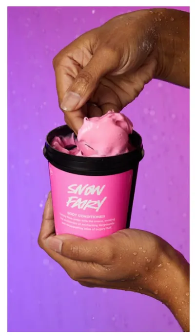 Lush Snow Fairy Body Conditioner (Odżywka do ciała `Słodka pewność siebie`)