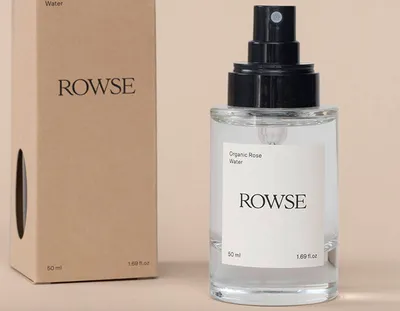 Rowse Rose Water (Naturalnie pachnąca mgiełka nawilżająca)