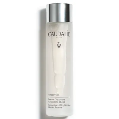 Caudalie Vinoperfect, Concentrated Brightening Glycolic Essence (Skoncentrowana glikolowa esencja dodająca blasku)
