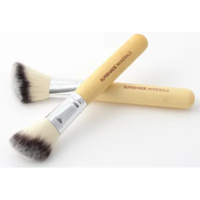 Sunshade Minerals Pędzel do różu, bronzera, do konturowania twarzy