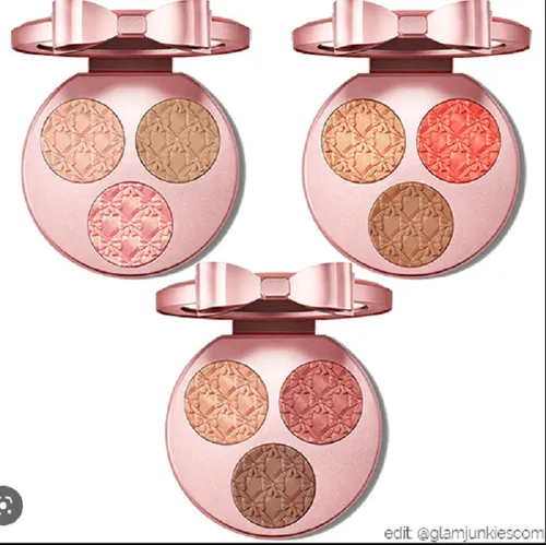 M.A.C. Effervescence Extra Dimension Face Compact (Paletka do makijażu twarzy) - 2
