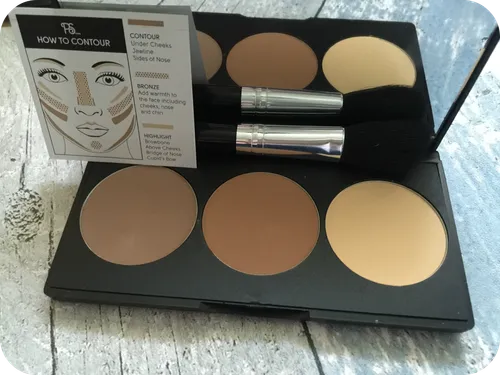 Primark Cream Contour Kit (Kremowa paleta do konturowania) - 1