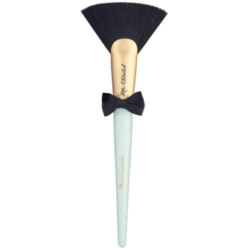 Too Faced Mr. Chiseled Contouring Brush (Pędzel do konturowania)