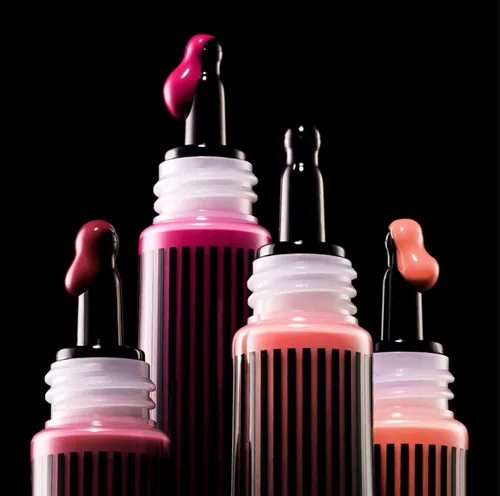 Kat Von D Liquid Blush Shade (Płynny róż) - 3