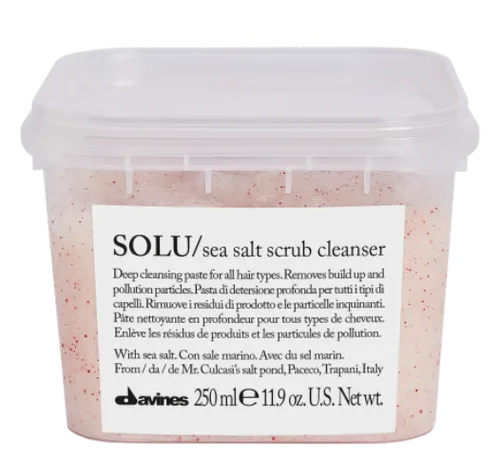 Davines Solu Sea Salt Scrub Cleanser (Oczyszczający scrub do wszystkich rodzajów włosów  i skóry głowy)